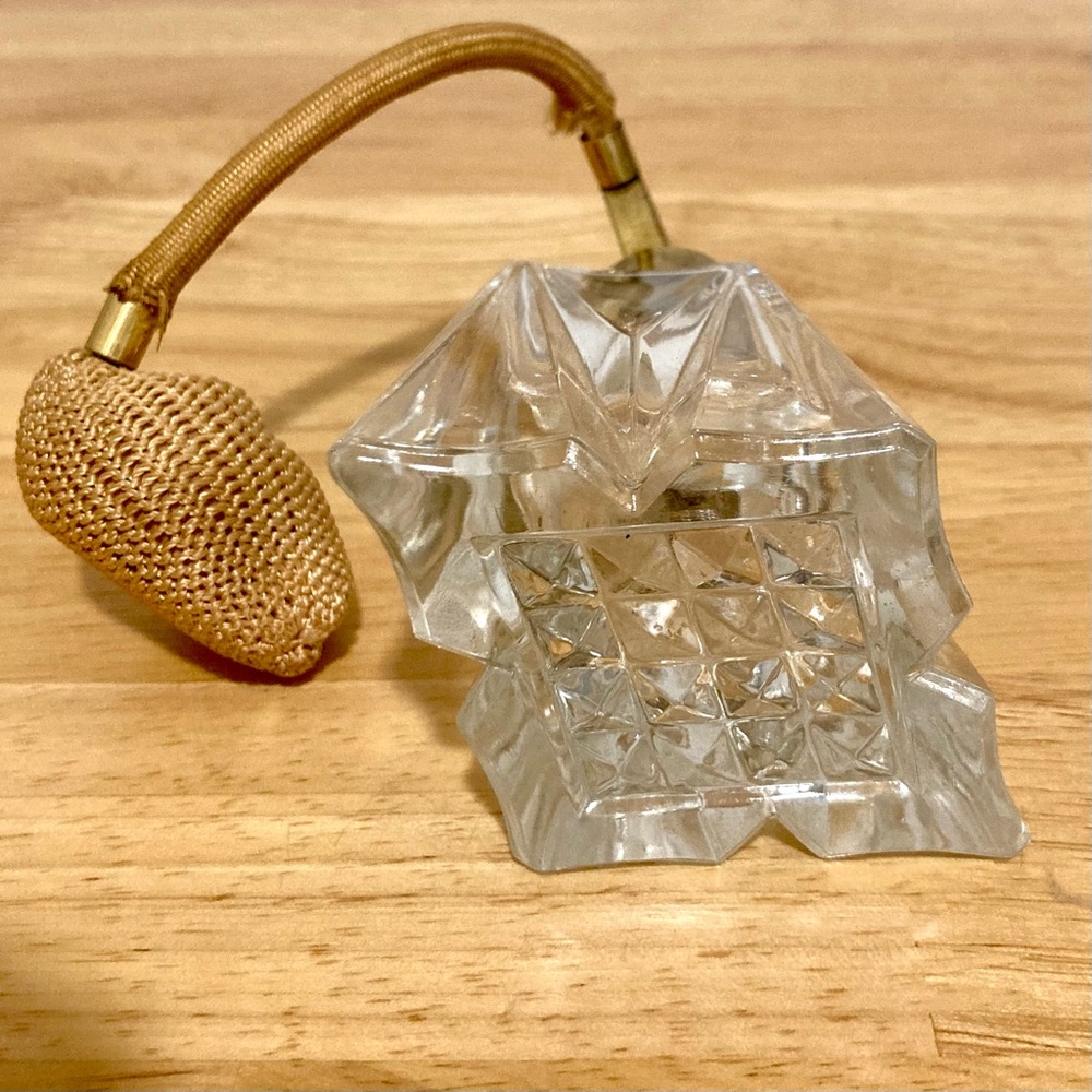 Vtg 1950s Crystal Perfume Spray Bottle Atomizer I.W Rice & Co. Japan Poor Shape - Picture 11 of 15